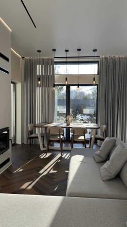 Новий стильний будинок з дизайнерським ремонтом. Газ - фото 1