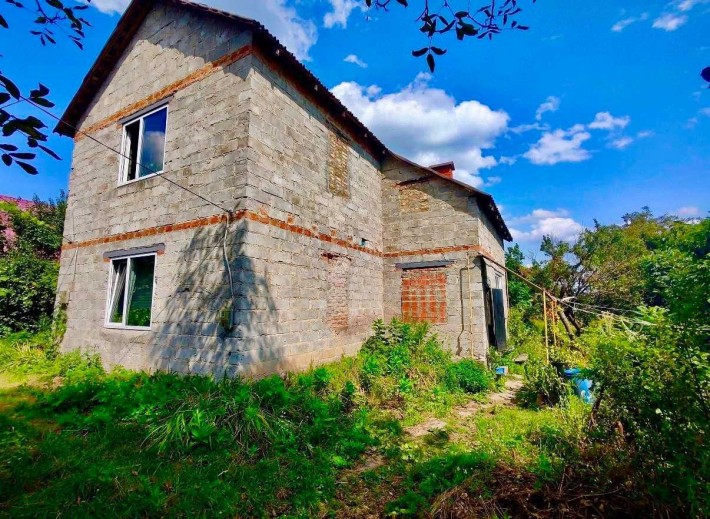 Продам будинок в смт.Гореничі(центр).Газ,12 соток,горище,чорнозем - фото 1