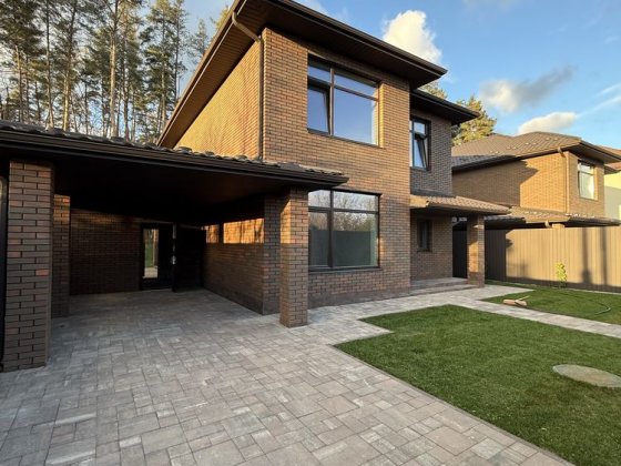 Будинок 140 кв.м. 5 Соток, вул. Снайпера. Газ! Вихід в Ліс Гореничі