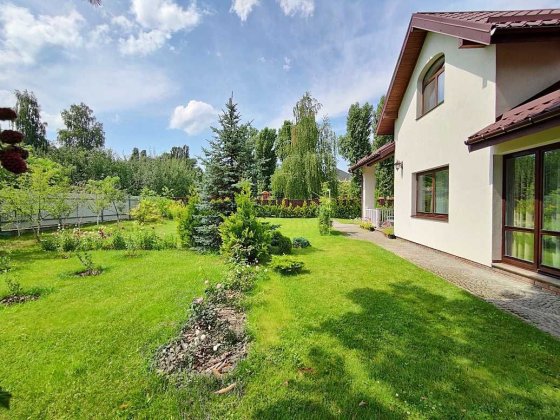 Продаж затишного будинку під Києвом. Гореничі Гореничі