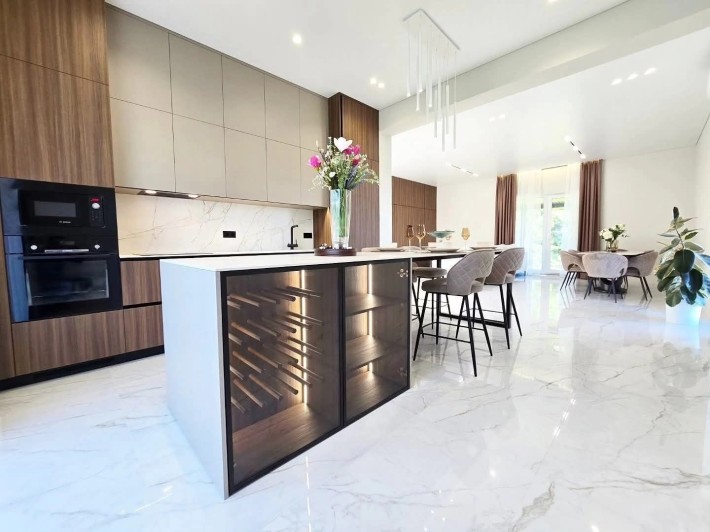 Будинок 230 м2 дизайн ремонт газ панорама с. Лісники масив Зелений Гай - фото 1