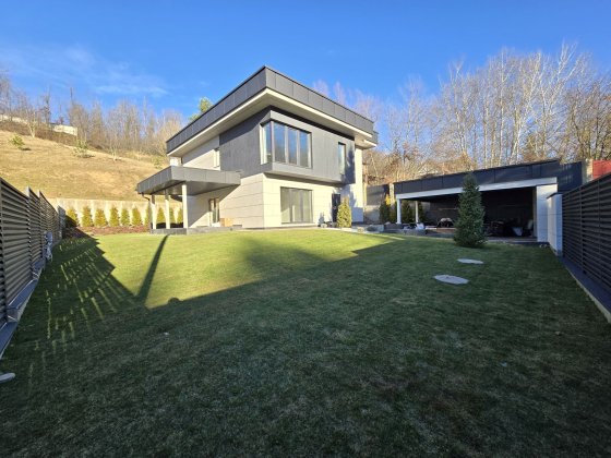 Будинок 230 м2 панорама газ 16 соток газон с. Лісники поруч Ходосівка Лісники