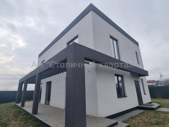 Продаж будинку з ремонтом та меблями у с. Гореничі Гореничі