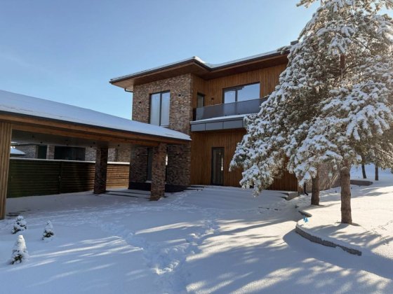 Преміум будинок Гореничах 200 м2 під чистовий ремонт. Ділянка 10 соток Гореничи