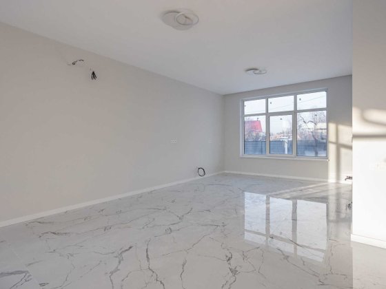 Готовий одноповерховий будинок під Києвом з терасою — 150 м² Вишенки