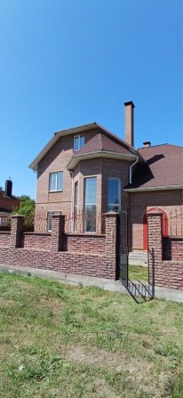 Два будинка з ремонтом площею 300м та 200м по ціні одного - фото 1