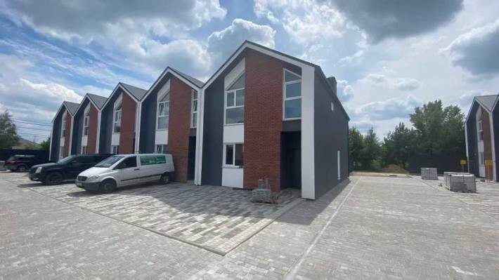 АКЦІЯ!!! Продаю таунхаус площею 130 м² в с. Гореничі, Бучанський р-н. - фото 1