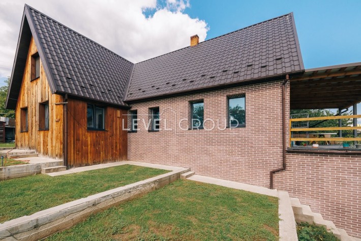 Лісники. Продаж будинку з терасою та спортзалом. Обухівський р-н. - фото 1