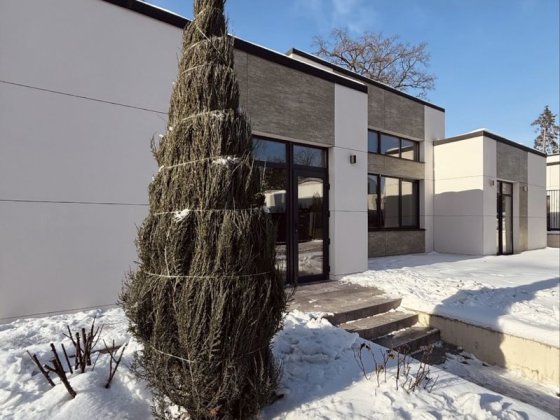 Будинок з ремонтом біля лісу. 172 м2 висока стеля. Лісники Лесники