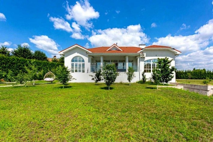 Продаж Будинок 4кім. 453м2 с.Вишеньки Тераса Закрита територія - фото 1