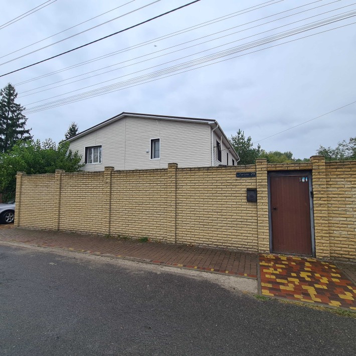 Продаж будинка 265 м2 на 20 сот в С. Вишеньки, Бориспільский р-н - фото 1
