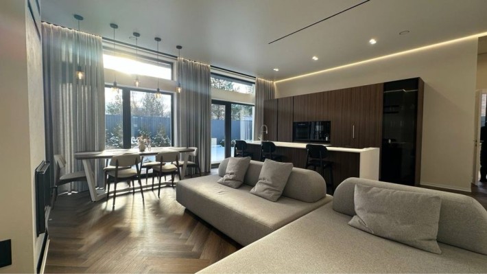 Продаж БУДИНКУ з ремонтом в Гореничах 120 м2 на 5 соток - фото 1