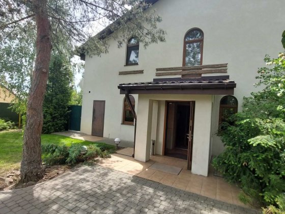 Без % Уникальный дом с банным комплексом и бассейнами в Гореничах

2. Гореничі