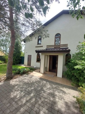 Без % Уникальный дом с банным комплексом и бассейнами в Гореничах

2. - фото 1