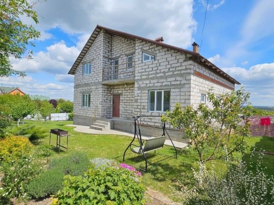 Чудовий будинок в Гореничах. Від Києва 10 кілометрів. Гореничі