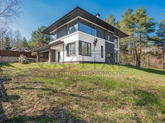 Будинок в оточенні лісу, 32сотки, 285м2, 4 спальні Гореничі