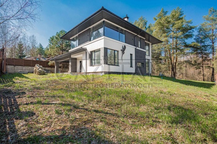 Будинок в оточенні лісу, 32сотки, 285м2, 4 спальні - фото 1