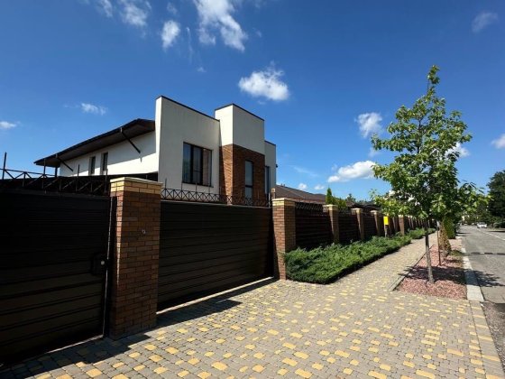 КМ "Ясний Хутір", Лісники, 12 соток Лісники