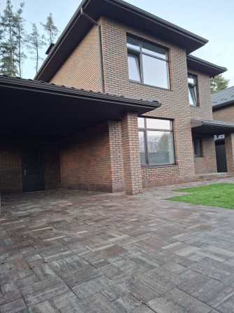 11 км до метро. Асфальт. Вихід у ліс - фото 1