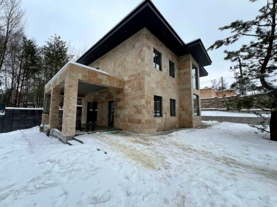 Якісний будинок в Гореничах Гореничи