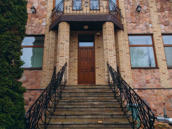 Затишний будинок 370м2, 16 соток для великої родини, Лісники Лесники