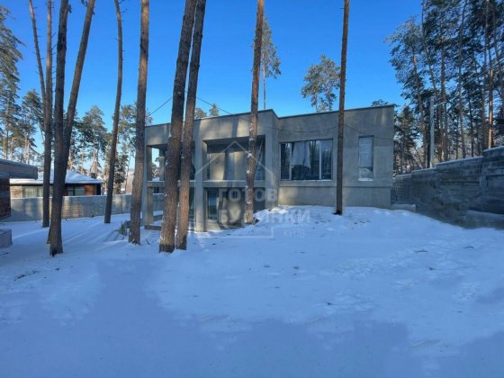 Розкішний будинок серед лісу  КМ Нова Ходосівка. БОМБОСХОВИЩЕ / БАСЕЙН Ходосівка