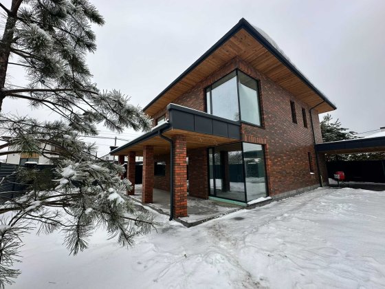 Продаж будинку преміальної якості в Гореничх з неймовірною ділянкою Гореничі