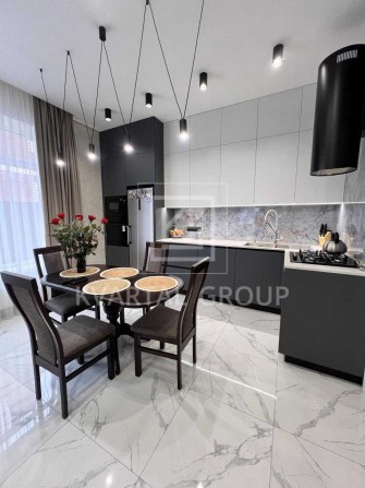 ЧУДОВИЙ стильний двоповерховий будинок з гаражем/СЕРТИФІКАТ/без комісі - фото 1