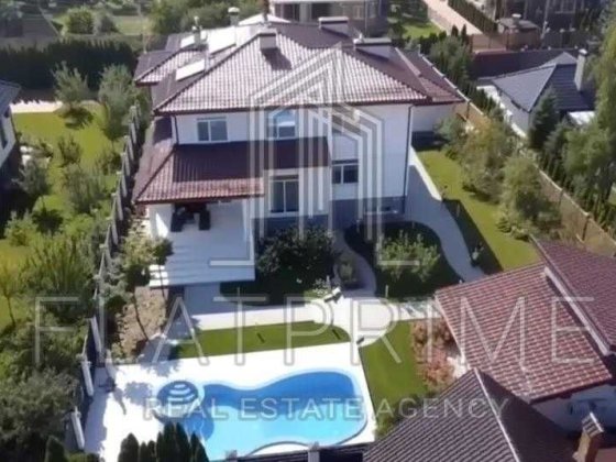 Розкішний будинок з басейном, Нові Петрівці (Лазарів Сад, Межигір'я) Нові Петрівці