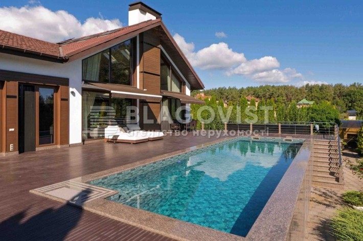 Стоянка БЕЗ % 300м2 Дом с бассейном в закрытом охраняемом КГ - фото 1