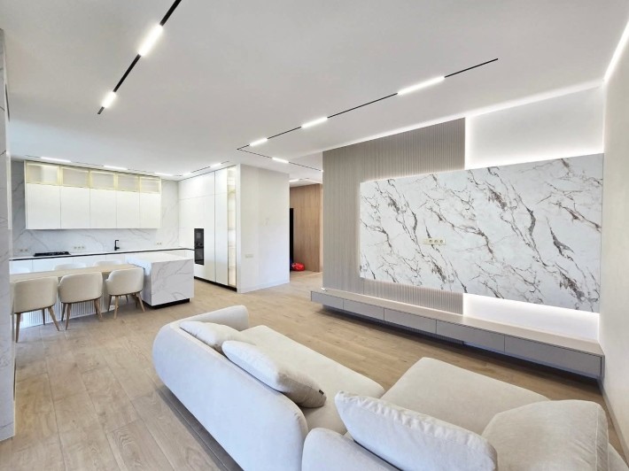 Будинок 250 м2 в КМ охорона басейн газ ремонт с. Ходосівка 8 км Київ - фото 1