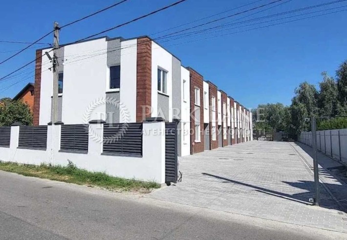 Продам Таун Хаус Нові Петрівці Вишгородський район - фото 1