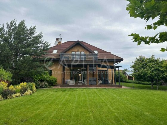 Автономний будинок поблизу Києва, Стоянка Продаж Стоянка