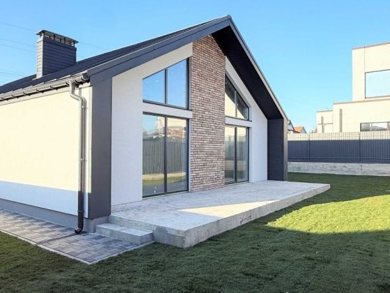 Продаж будинку с. Віта-Поштова без ремонту до метро та міста Київ-8 км Віта-Поштова