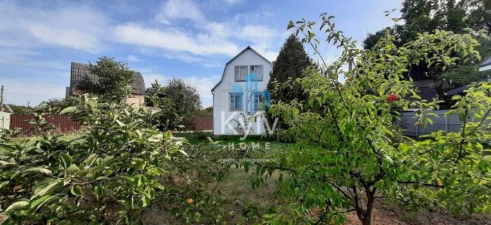 Продаж Будинок у лісі біля Києва — газ, каналізація, готовий для життя - фото 1