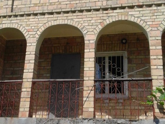 Дачный дом возле Киева рядом с Пидгирцями по Обуховсой трассе Підгірці