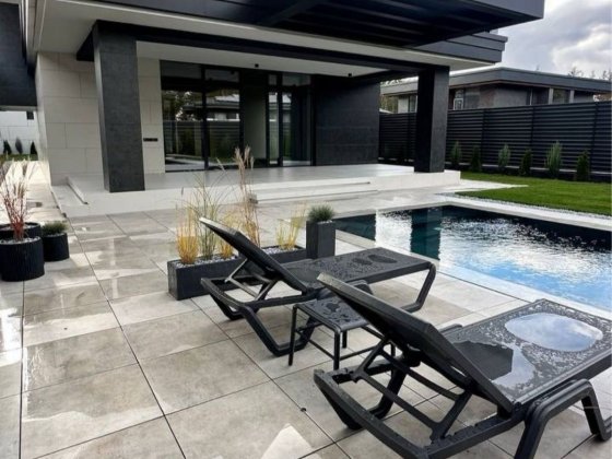 Продаж нових будинків КМ Нова Ходосівка з басейном ТОП якості Ходосівка