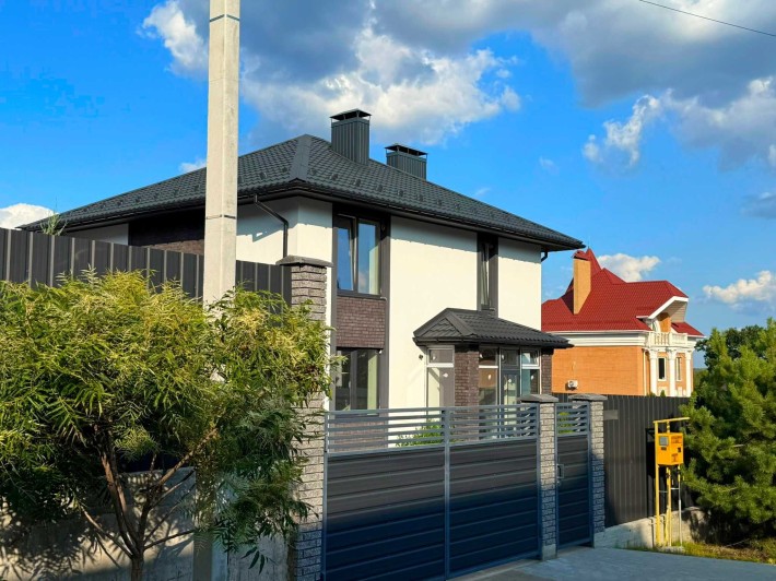 Готовий  акційний будинок Ірпінь, елітна вулиця-шлагбаум+охорона24x7! - фото 1