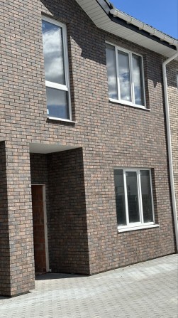 Таунхаус в Стоянці за вигідною ціною! - фото 1