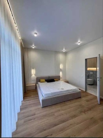 Продаж Будинку в Стоянці 206 м2 на 14ти сотках Басейн автонавіс - фото 1