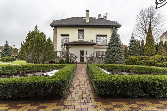 Продаж Будинок 7кімн 3пов 400 м² Стоянка Києво-Святошинський район Газ - фото 1