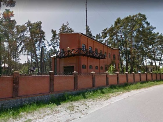 Продається будівля престижному серці с. Романків вул. Лісова Підгірці