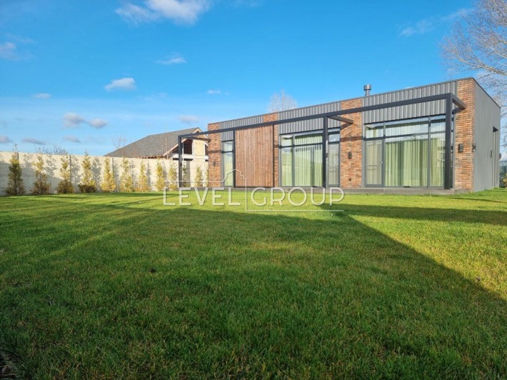 Будинок з ремонтом в котеджному містечку, Обухівський напрямок - фото 1