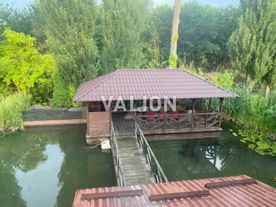 Продаж домоволодіння з можливістю ведення фермерського господарства! Віта-Поштова