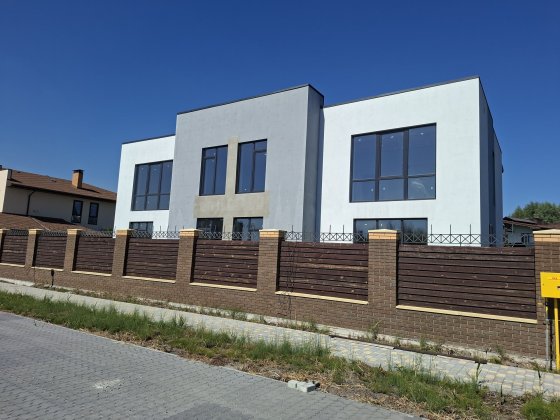 Будинок 470м.кв в КМ Хутір Ясний Ходосівка