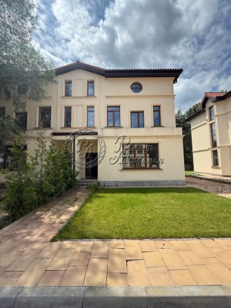 Продам Дуплекс 3 поверх. в с.Підгірці - фото 1