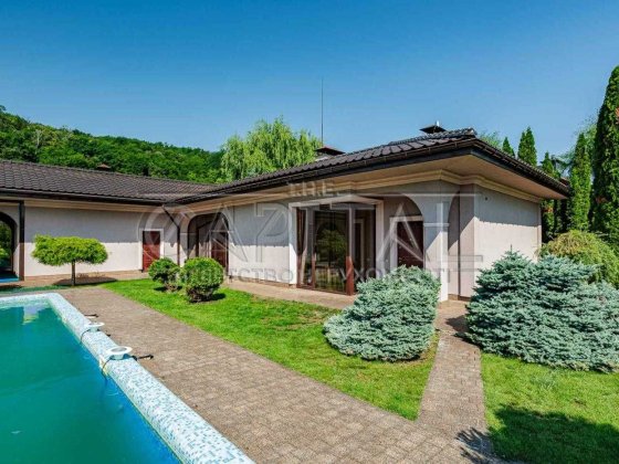 Продажа /Будинок/КГ Альпійка /с. Підгірці/Газ, басейн/Обухівський р-н Подгорцы