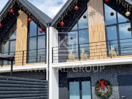 Продаж / Таунхаус / Ранкова, Стоянка Стоянка