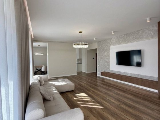 ПРЕМІУМ будинок •ТОП дизайн •4 кімнати• Охорона 24/7• Басейн • 13 сот Стоянка