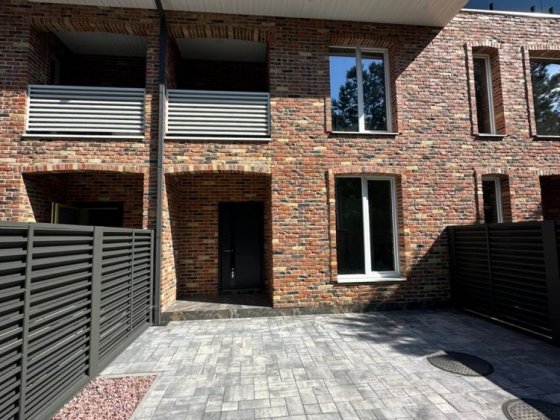 Продаж Таунхауса в Стоянці навпроти КМ О.Краса Стоянка